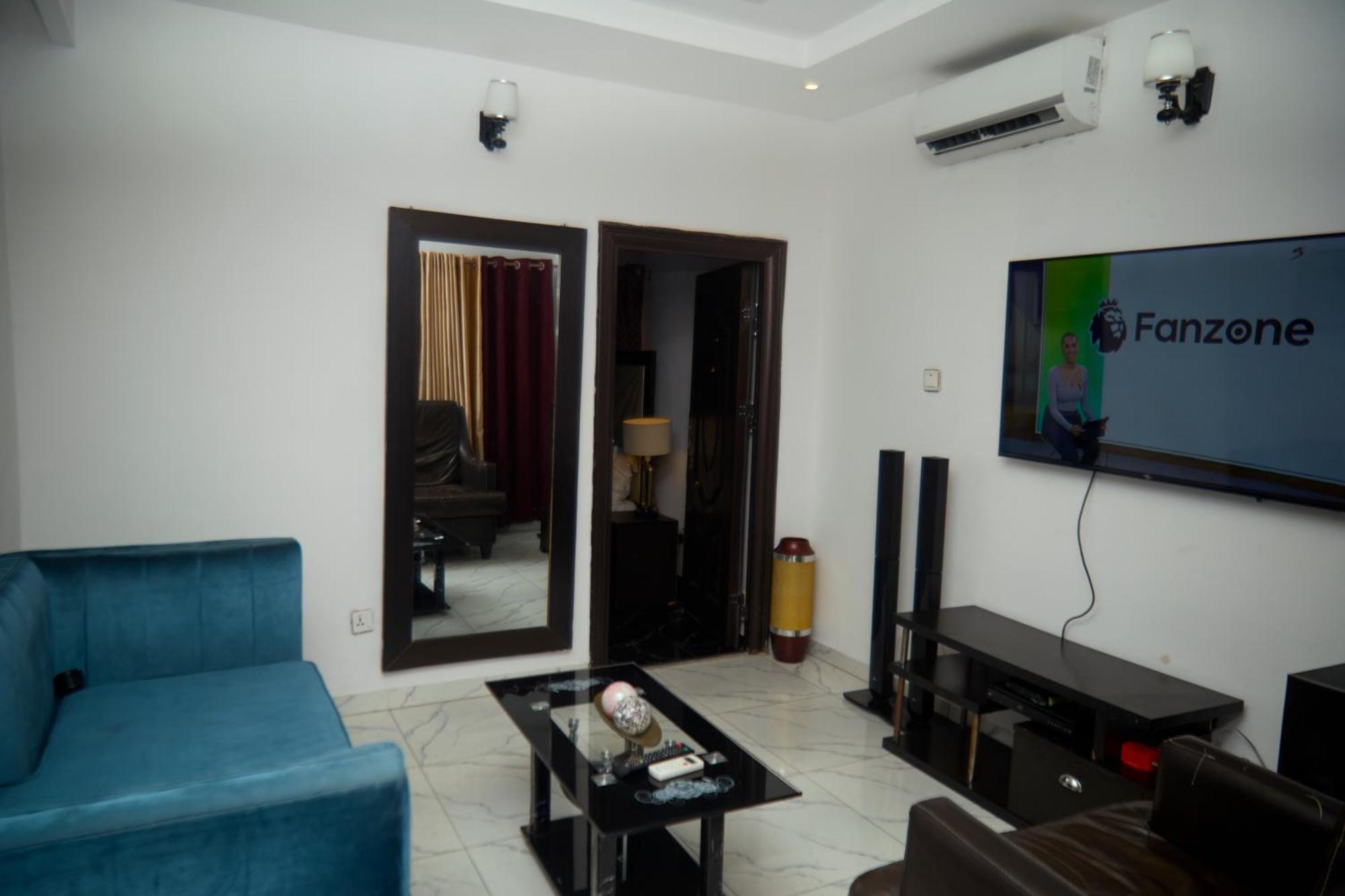 Vhs Vinchee Suites Lagos Exterior foto
